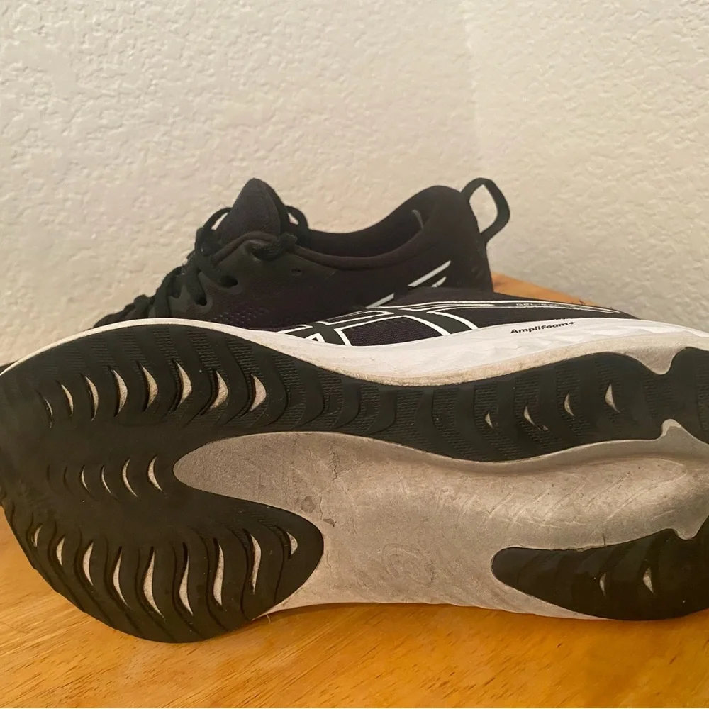 ASICS Black and White Woman’s Road Running Shoes